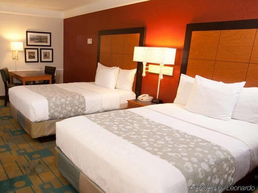 La Quinta Inn By Wyndham San Diego Chula Vista Exterior foto